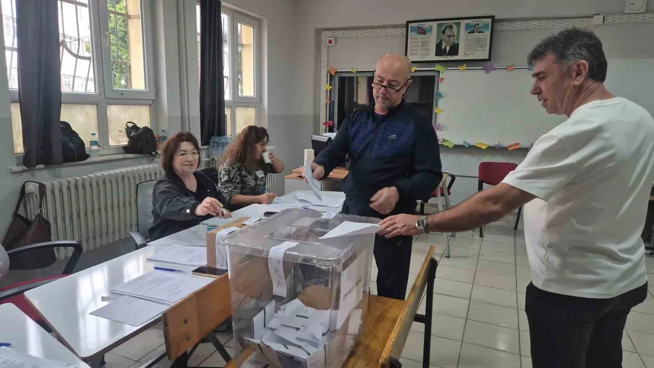 Tekirdağ’da sandık başında: çifte vatandaşlar Bulgaristan seçimine katıldı