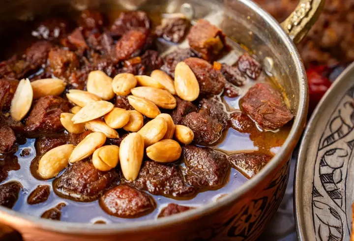 Kaburga dolması, süryani çöreği, aluciye... Mardin’in gastronomi hazinesi 38 lezzet noktasında keşfediliyor
