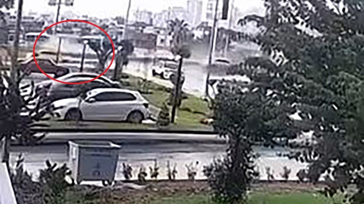 Eski AKP yöneticisi Mert Aydın'ın öldüğü kaza kamerada