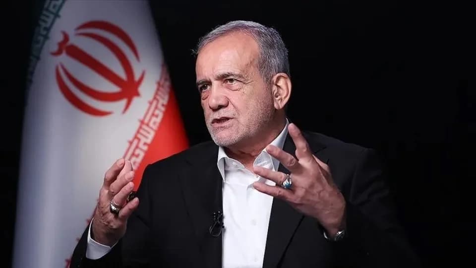 Pezeşkiyan, ABD ve İsrail'in küresel enerji güvenliğini tehdit ettiğini söyledi